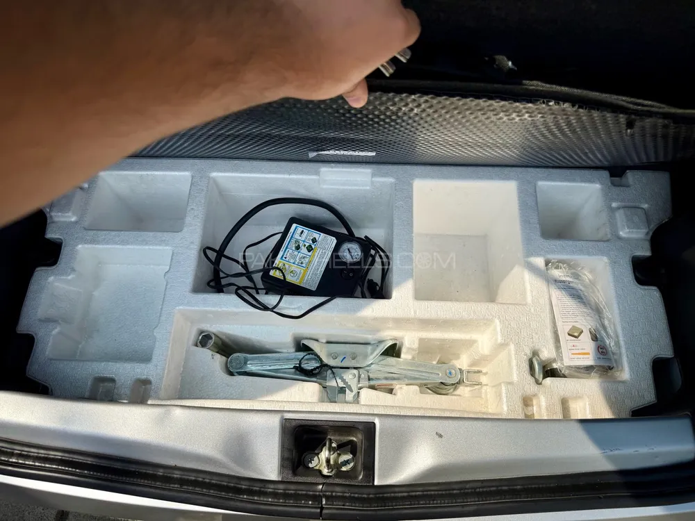 Suzuki Alto 2022 for Sale in Lahore Suzuki Alto 2022 for Sale in Lahore Image-9