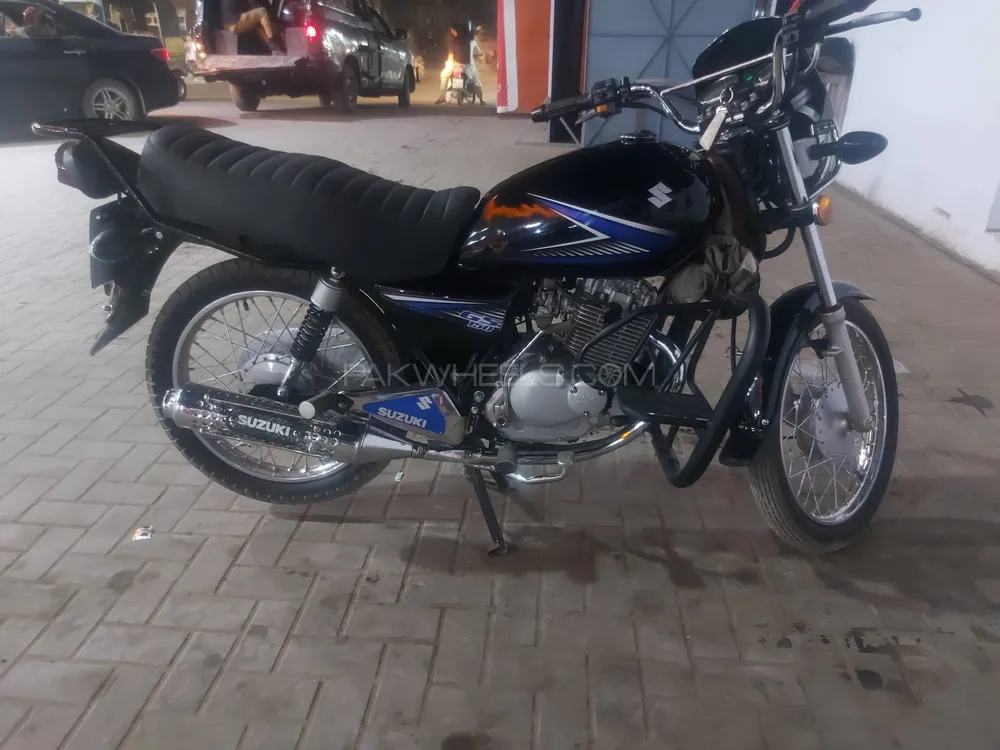 Suzuki GS 150 2015 for Sale Suzuki GS 150 2015 for Sale Image-8