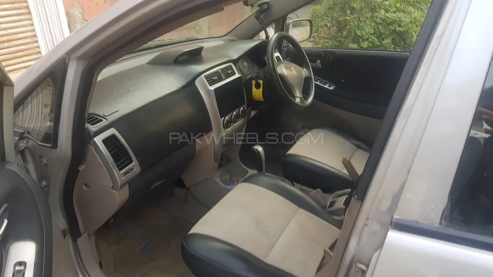 Suzuki Liana 2006 for Sale in Islamabad Suzuki Liana 2006 for Sale in Islamabad Image-4