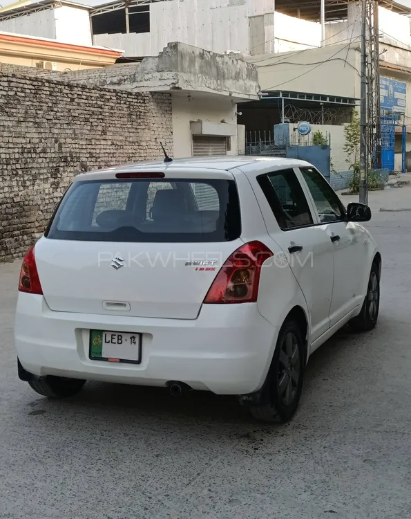 Suzuki Swift 2014 for Sale in Rawalpindi Suzuki Swift 2014 for Sale in Rawalpindi Image-6
