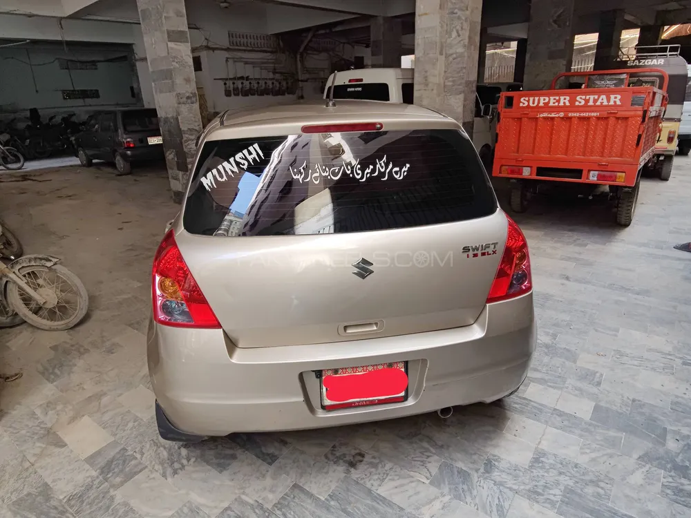 Suzuki Swift 2015 for Sale in Karachi Suzuki Swift 2015 for Sale in Karachi Image-2