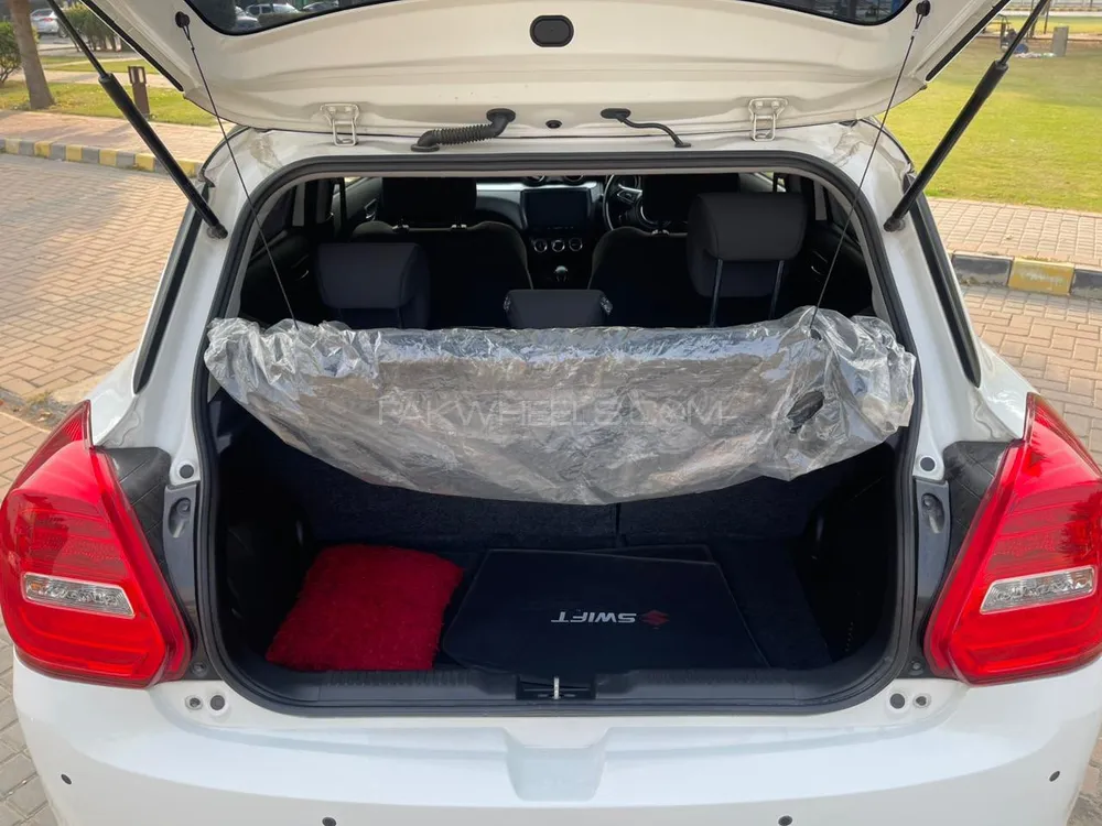 Suzuki Swift 2022 for Sale in Lahore Suzuki Swift 2022 for Sale in Lahore Image-9