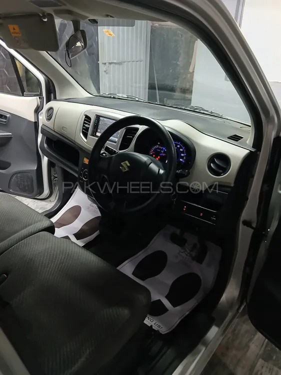 سوزوکی ویگن آر 2014 for Sale in اسلام آباد سوزوکی ویگن آر 2014 for Sale in اسلام آباد Image-7