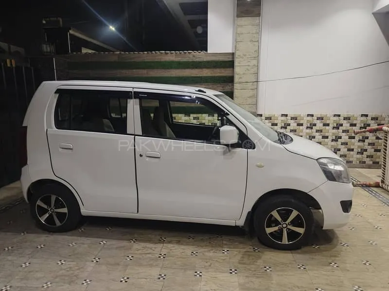 Suzuki Wagon R 2016 for Sale in Gujranwala Suzuki Wagon R 2016 for Sale in Gujranwala Image-6