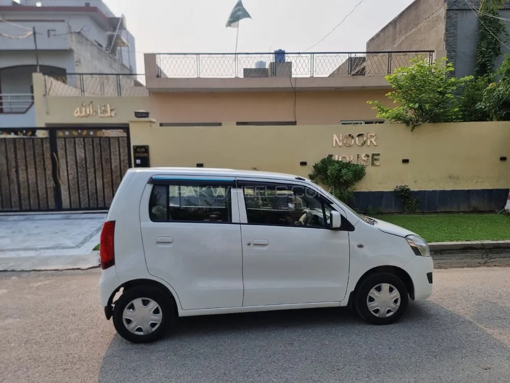 Suzuki Wagon R 2017 for Sale in Lahore Suzuki Wagon R 2017 for Sale in Lahore Image-3