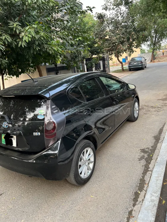 Toyota Aqua 2012 for Sale in Lahore Toyota Aqua 2012 for Sale in Lahore Image-4