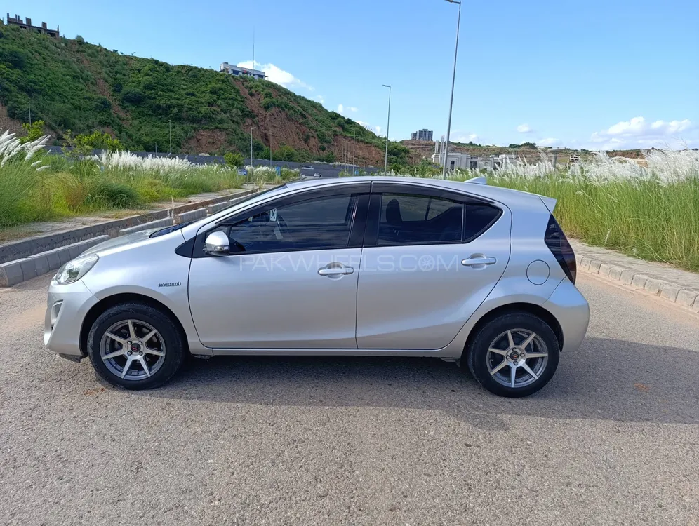 Toyota Aqua 2015 for Sale in Islamabad Toyota Aqua 2015 for Sale in Islamabad Image-13