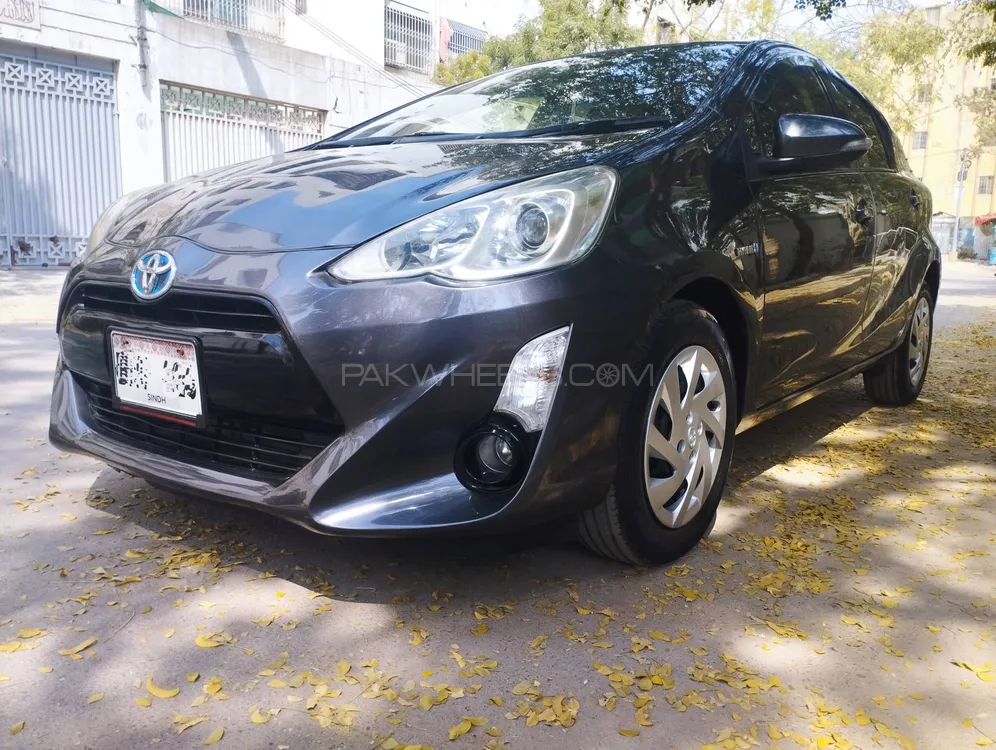 Toyota Aqua 2015 for Sale in Karachi Toyota Aqua 2015 for Sale in Karachi Image-1