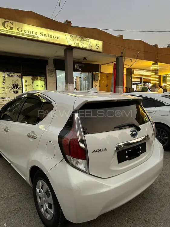 Toyota Aqua 2016 for Sale in Peshawar Toyota Aqua 2016 for Sale in Peshawar Image-2