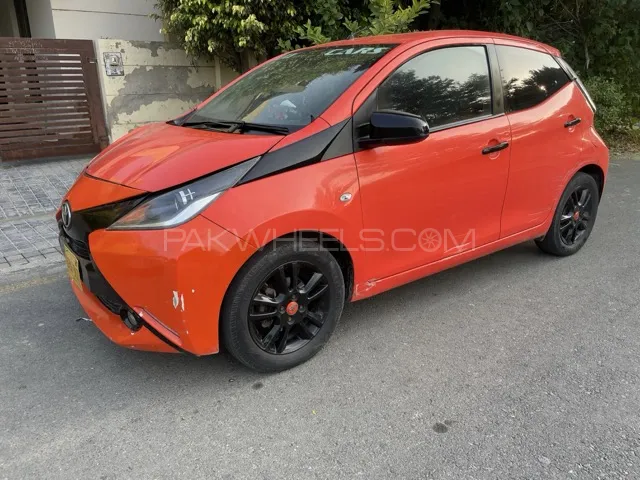Toyota Aygo 2015 for Sale in Bahawalpur Toyota Aygo 2015 for Sale in Bahawalpur Image-2