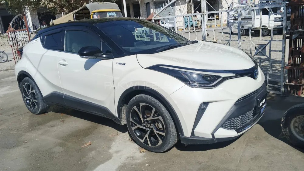 Toyota C-HR 2019 for Sale in Peshawar Toyota C-HR 2019 for Sale in Peshawar Image-1