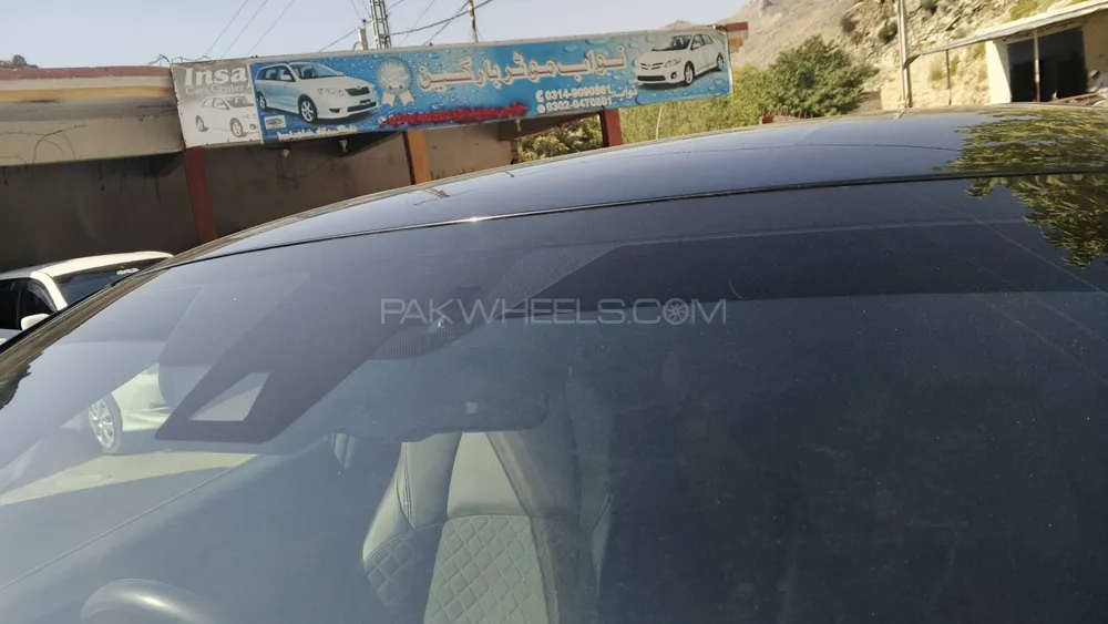 Toyota C-HR 2019 for Sale in Peshawar Toyota C-HR 2019 for Sale in Peshawar Image-5