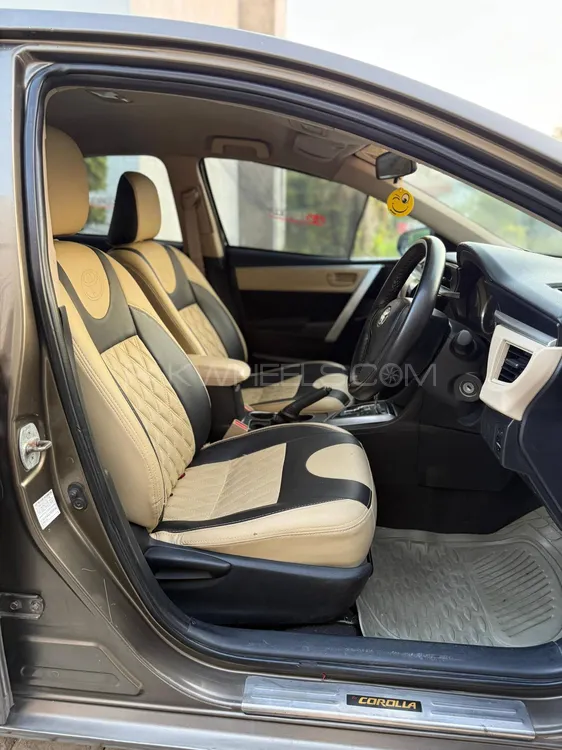 Toyota Corolla 2015 for Sale in Sialkot Toyota Corolla 2015 for Sale in Sialkot Image-7