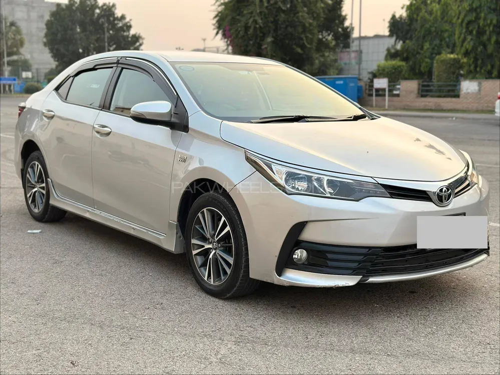 Toyota Corolla 2017 for Sale in Lahore Toyota Corolla 2017 for Sale in Lahore Image-2