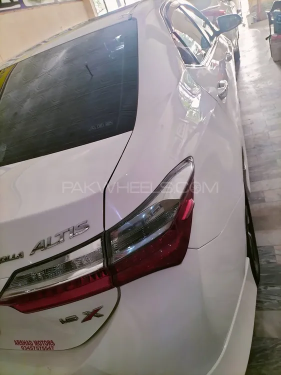 Toyota Corolla 2021 for Sale in Pir mahal Toyota Corolla 2021 for Sale in Pir mahal Image-3