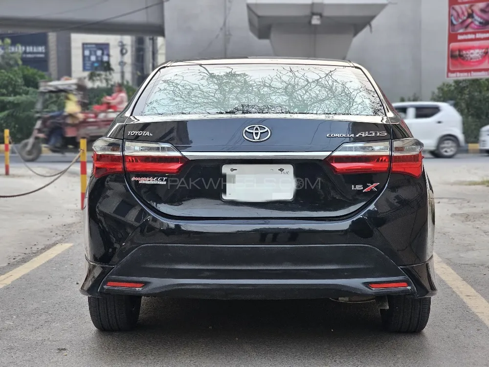Toyota Corolla 2021 for Sale in Lahore Toyota Corolla 2021 for Sale in Lahore Image-5