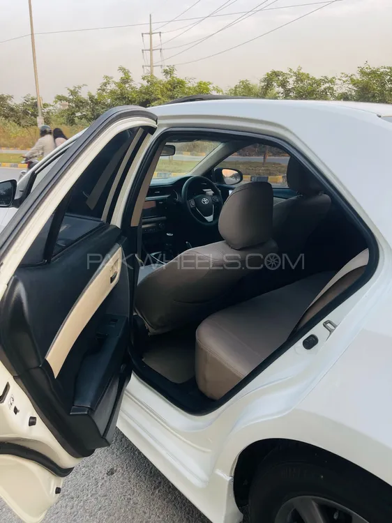 Toyota Corolla 2017 for Sale in Islamabad Toyota Corolla 2017 for Sale in Islamabad Image-10