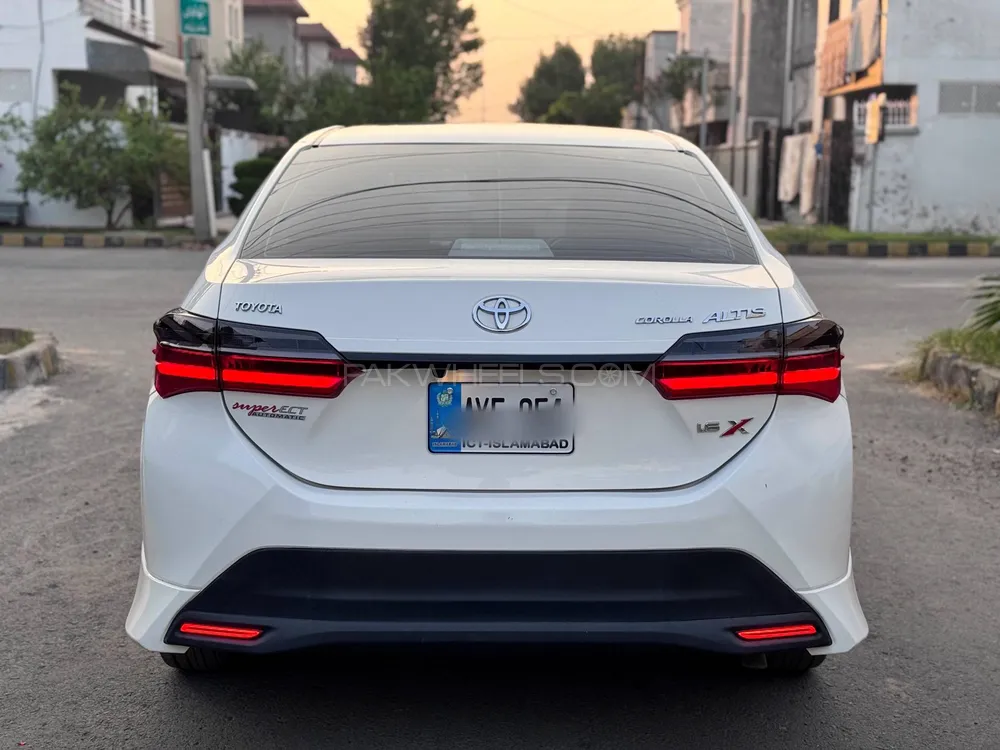 Toyota Corolla 2022 for Sale in Sialkot Toyota Corolla 2022 for Sale in Sialkot Image-4