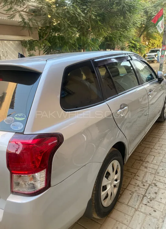 Toyota Corolla Fielder 2014 for Sale in Karachi Toyota Corolla Fielder 2014 for Sale in Karachi Image-2