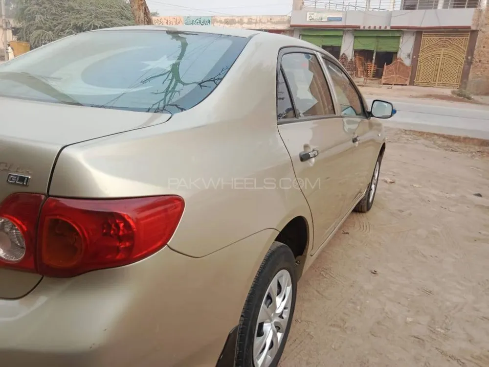 Toyota Corolla 2010 for Sale in Chiniot Image-1