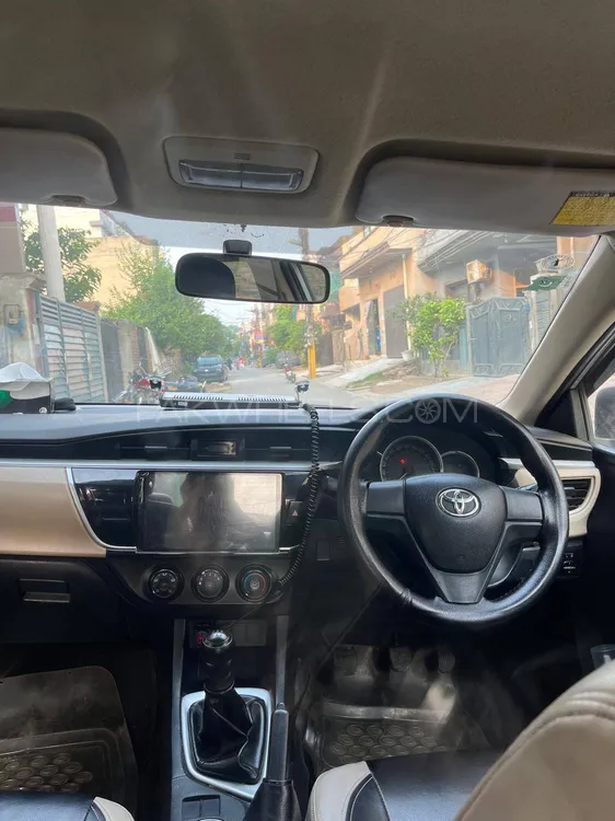Toyota Corolla 2015 for Sale in Lahore Toyota Corolla 2015 for Sale in Lahore Image-5