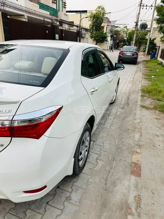 Toyota Corolla 2017 for Sale in Multan Toyota Corolla 2017 for Sale in Multan Image-4