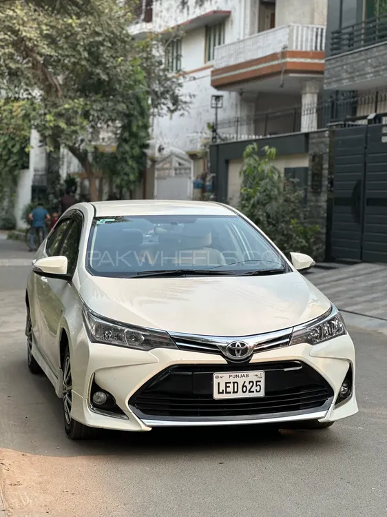 Toyota Corolla 2017 for Sale in Lahore Toyota Corolla 2017 for Sale in Lahore Image-2