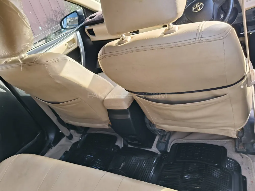 Toyota Corolla 2017 for Sale in Dera ismail khan Toyota Corolla 2017 for Sale in Dera ismail khan Image-8