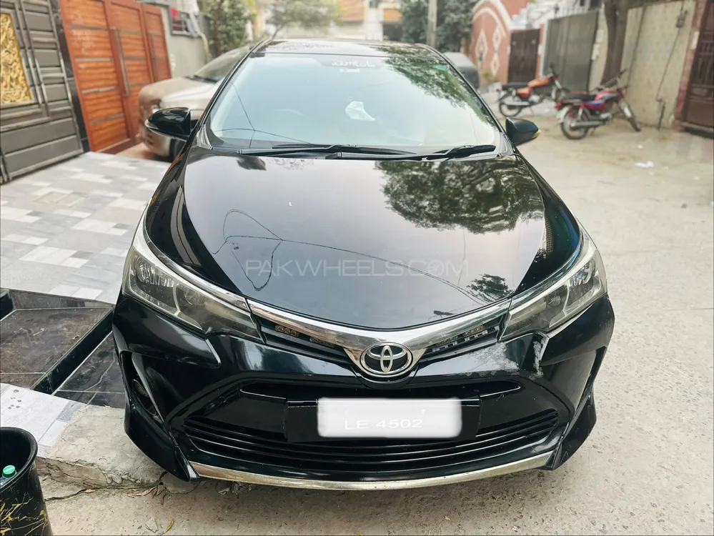 Toyota Corolla 2017 for Sale in Lahore Toyota Corolla 2017 for Sale in Lahore Image-13