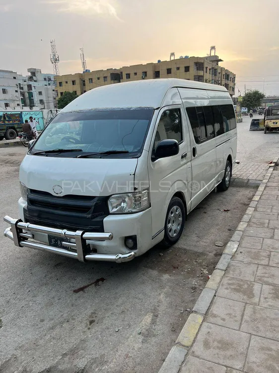 ٹویوٹا ہائی ایس 2012 for Sale in کراچی Image-1