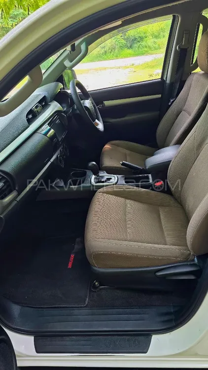 Toyota Hilux 2019 for Sale in Haripur Toyota Hilux 2019 for Sale in Haripur Image-13