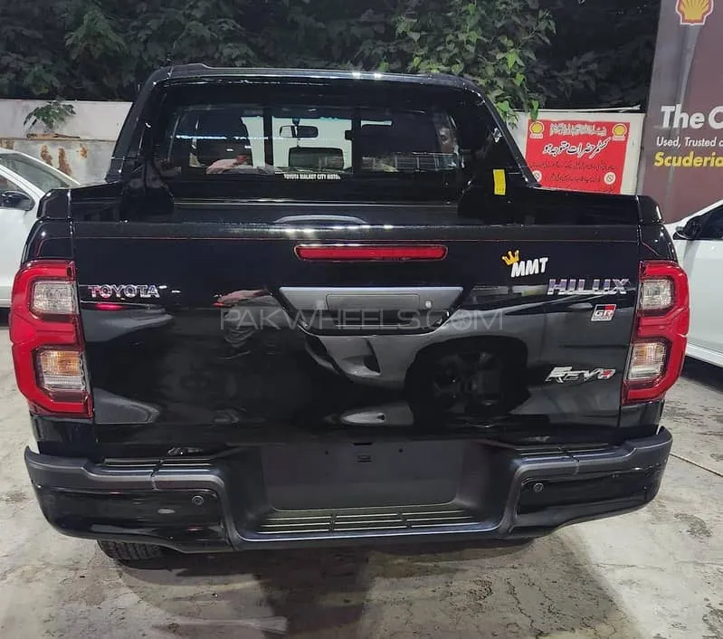 Toyota Hilux 2025 for Sale in Sialkot Toyota Hilux 2025 for Sale in Sialkot Image-1