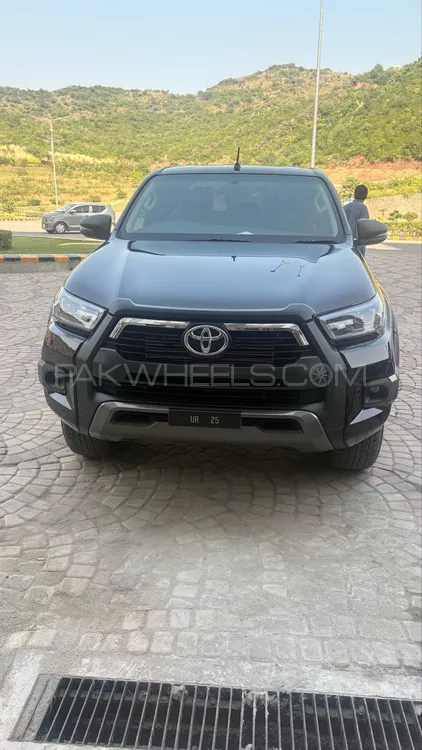 Toyota Hilux 2025 for Sale in Islamabad Toyota Hilux 2025 for Sale in Islamabad Image-1