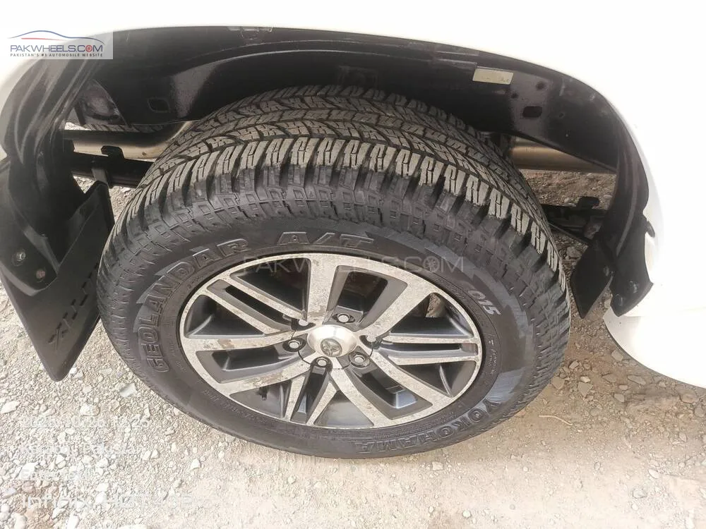 Toyota Hilux 2019 for Sale in Karachi Toyota Hilux 2019 for Sale in Karachi Image-14