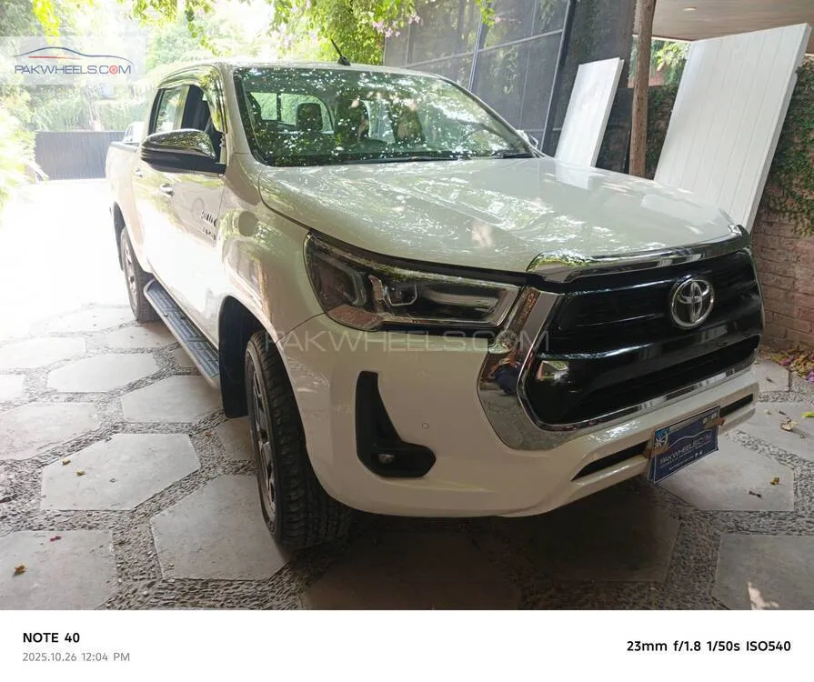 Toyota Hilux 2022 for Sale in Lahore Toyota Hilux 2022 for Sale in Lahore Image-2