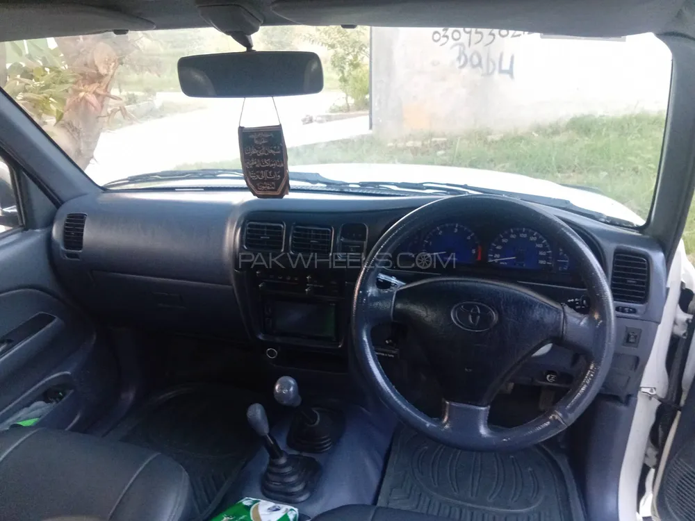 Toyota Hilux 2004 for Sale in Islamabad Toyota Hilux 2004 for Sale in Islamabad Image-11