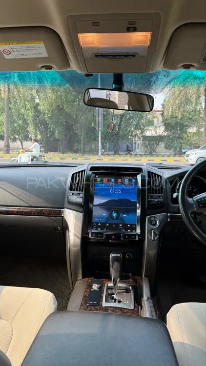 Toyota Land Cruiser 2011 for Sale in Lahore Toyota Land Cruiser 2011 for Sale in Lahore Image-8
