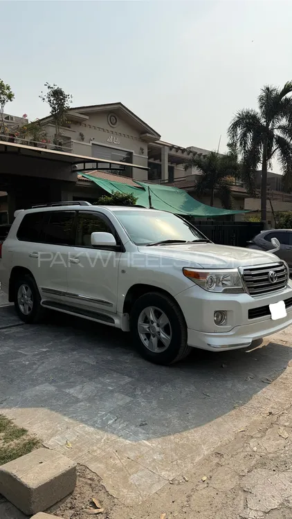 Toyota Land Cruiser 2011 for Sale in Lahore Toyota Land Cruiser 2011 for Sale in Lahore Image-4