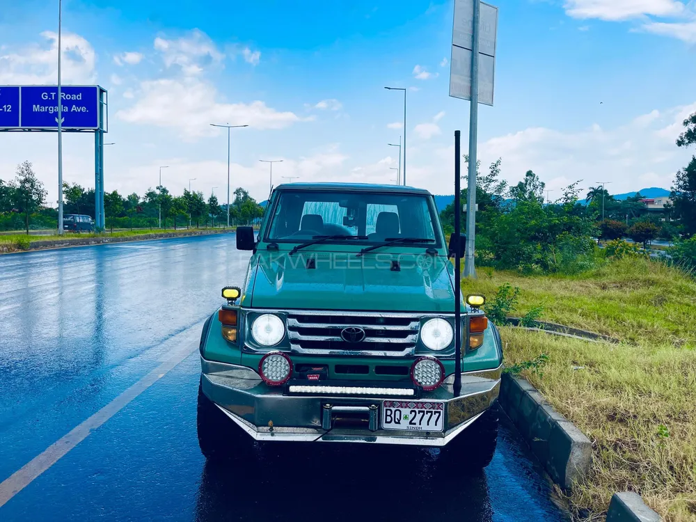 Toyota Land Cruiser 2005 for Sale in Islamabad Toyota Land Cruiser 2005 for Sale in Islamabad Image-1