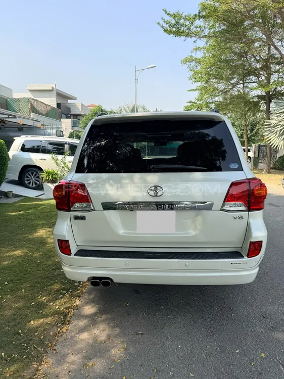 Toyota Land Cruiser 2013 for Sale in Lahore Toyota Land Cruiser 2013 for Sale in Lahore Image-6