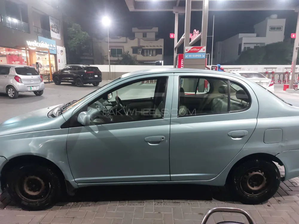 Toyota Platz 2004 for Sale in Lahore Toyota Platz 2004 for Sale in Lahore Image-8