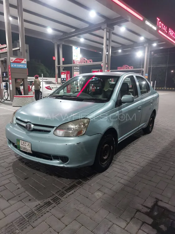 Toyota Platz 2004 for Sale in Lahore Toyota Platz 2004 for Sale in Lahore Image-3