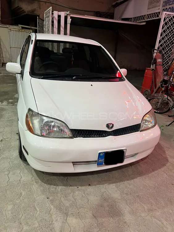 Toyota Platz 2002 for Sale in Islamabad Toyota Platz 2002 for Sale in Islamabad Image-1