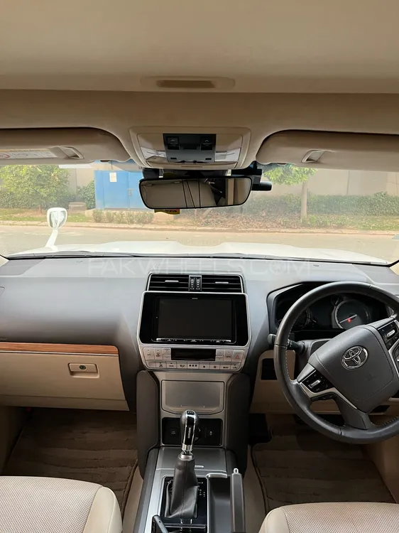 Toyota Prado 2020 for Sale in Faisalabad Toyota Prado 2020 for Sale in Faisalabad Image-4