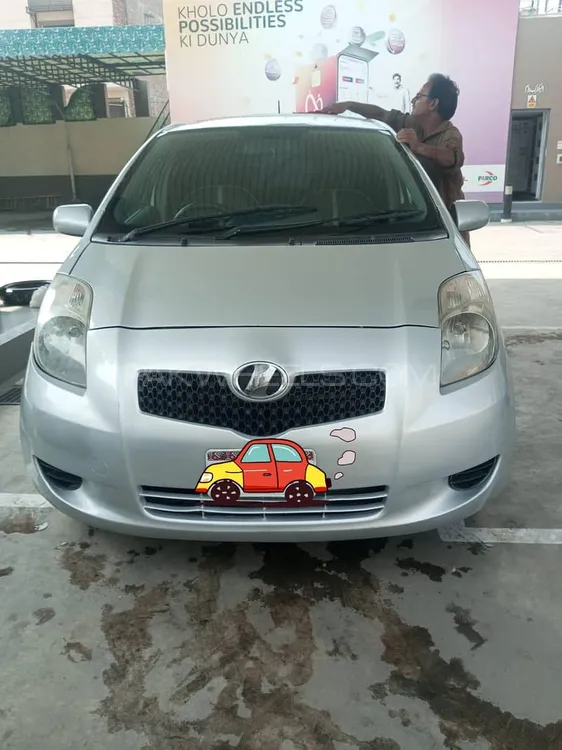 Toyota Vitz 2005 for Sale in Multan Toyota Vitz 2005 for Sale in Multan Image-12