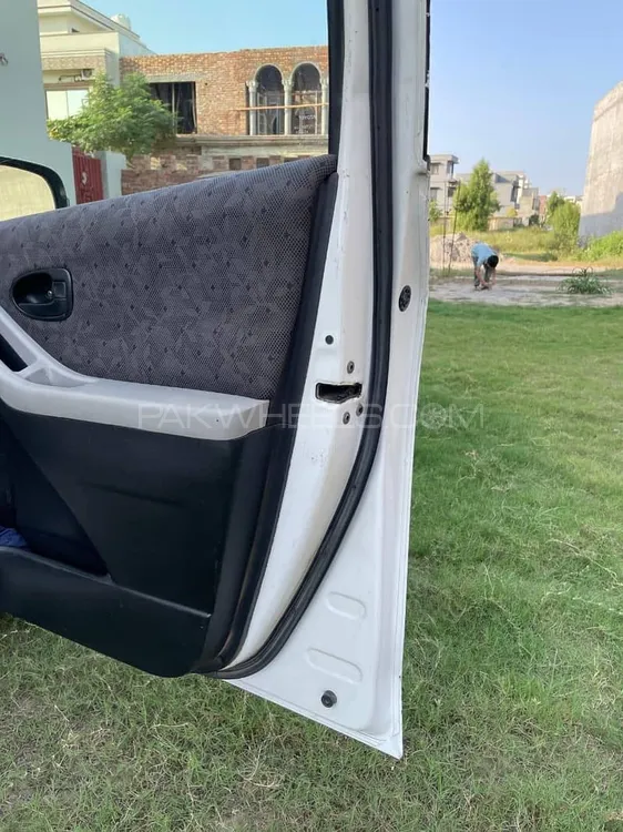 Toyota Vitz 2009 for Sale in Lahore Toyota Vitz 2009 for Sale in Lahore Image-10