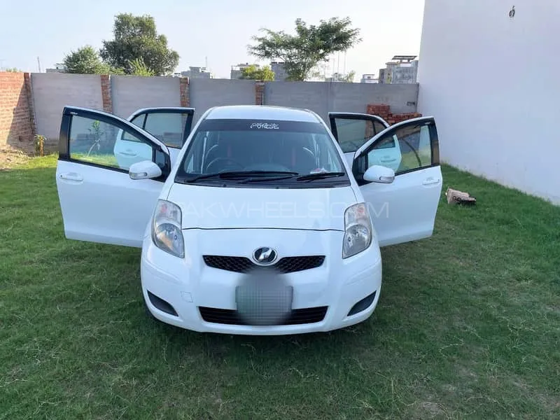 Toyota Vitz 2009 for Sale in Lahore Toyota Vitz 2009 for Sale in Lahore Image-6