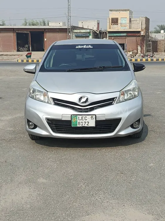 Toyota Vitz 2011 for Sale in Lahore Toyota Vitz 2011 for Sale in Lahore Image-11