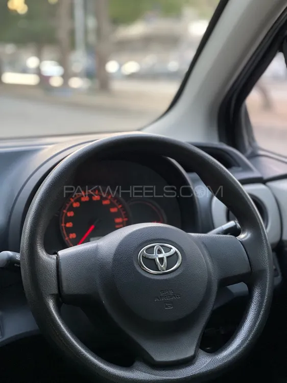 Toyota Vitz 2012 for Sale in Karachi Toyota Vitz 2012 for Sale in Karachi Image-10
