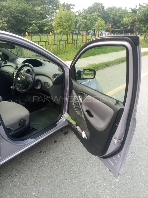 Toyota Vitz 2004 for Sale in Islamabad Toyota Vitz 2004 for Sale in Islamabad Image-9